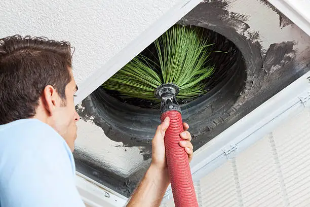 Professional air duct cleaning in Tampa